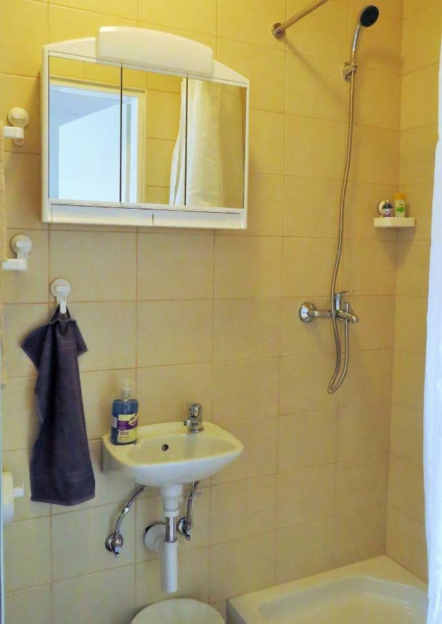 Mia Airport Studio Apartment - 0-24H Self Check In&Out - Parking On Site Velika Gorica Dış mekan fotoğraf
